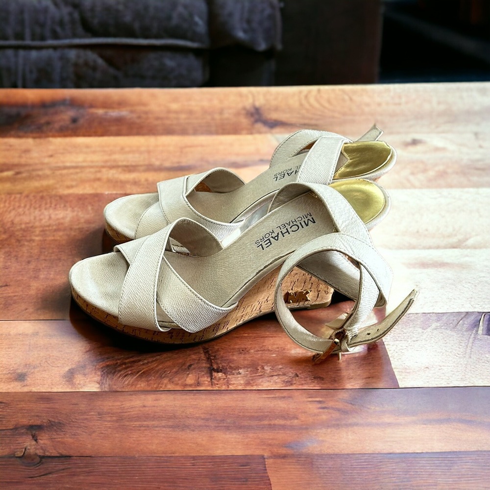 Michael by Michael Kors Womens Cream Cork Wedge Sandal Heels Size 7.5 M Open Toe
